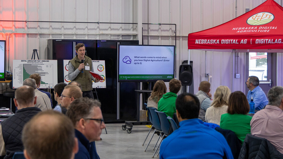 Dan Uden speaks to stakeholders about IANR’s Digital Agriculture Hub initiative at an engagement event March 11 at the new NFarms building in Mead, Nebraska. 