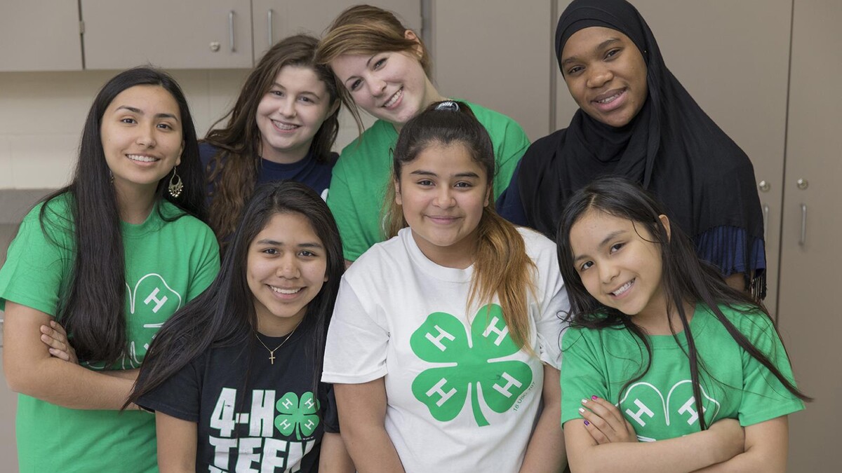 Nebraska 4-H Volunteer Awards