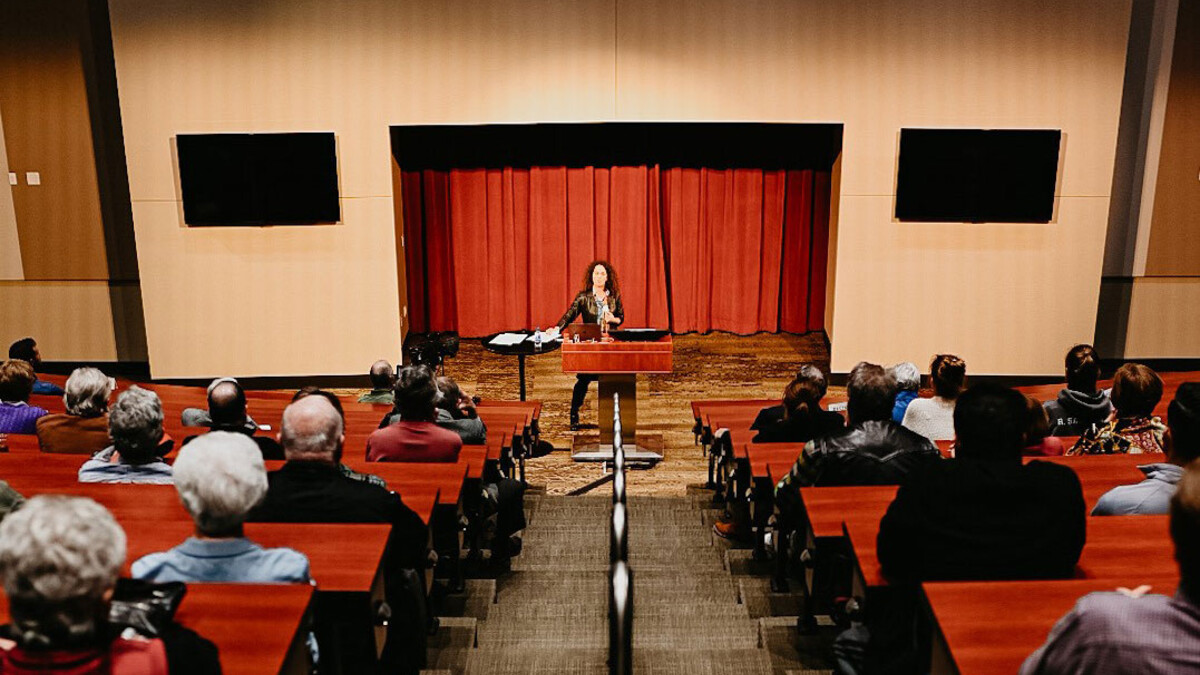 Dr. Elena Bennett speaking at the Heuermann Lecture