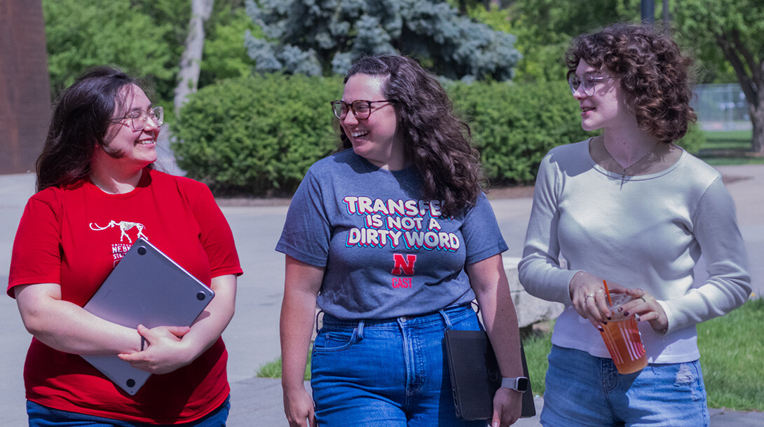 Students celebrating Transfer Appreciation Day on April 8.