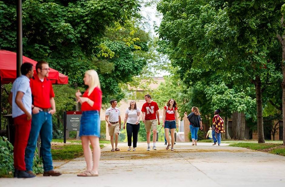CASNR students on campus