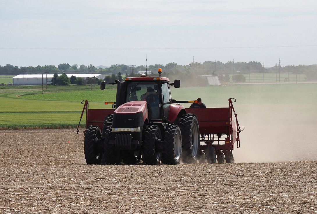 Tractor planting