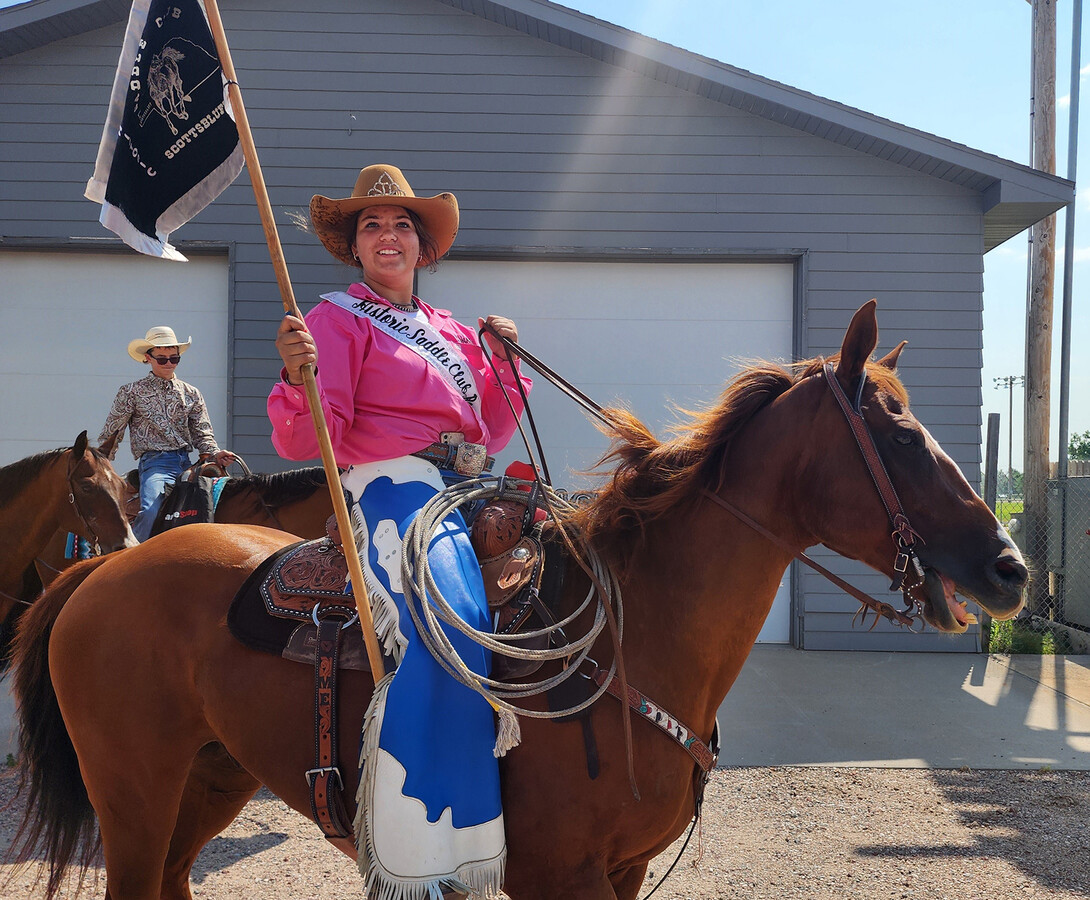 Memphis Erdman on her horse Cash