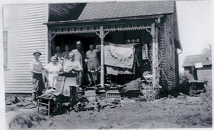 Land Grant Connects family